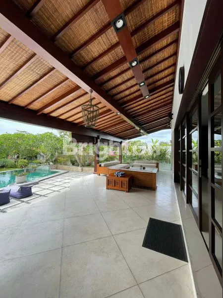 image FOR SALE ULTRA SPACIOUS 4 BEDROOM VILLA IN PERERENAN (3)