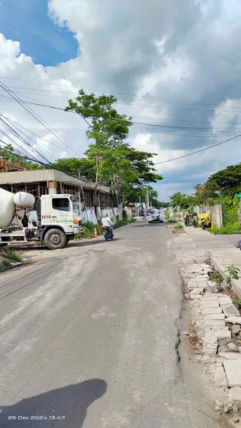 image TANAH SAMBIKEREP NOL JALAN AREA KOMERSIAL COCOK BUAT USAHA KOSAN, CAFE, SUPERMARKET, SELANGKAH KE CAMBRIDGE SCHOOL (4)