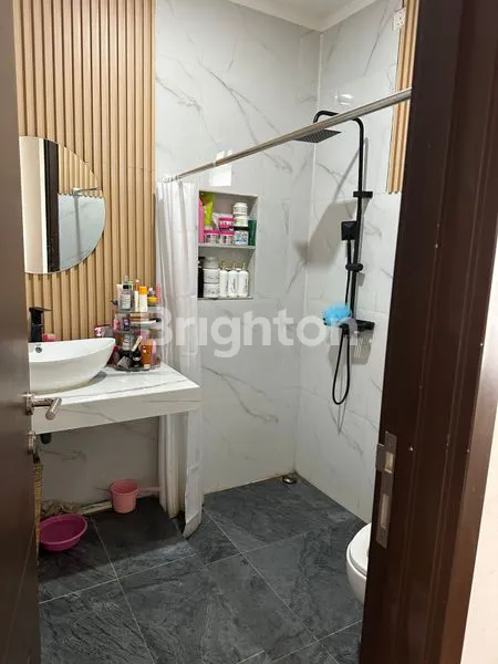 image RUMAH FORTUNE HEIGHT GRAHA RAYA BINTARO 2 LANTAI DALAM CLUSTER (6)