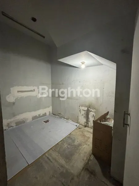 image RUKO 2 LT DI SEBERANG SEKOLAH PAHOA GADING SERPONG TANGERANG  (2)