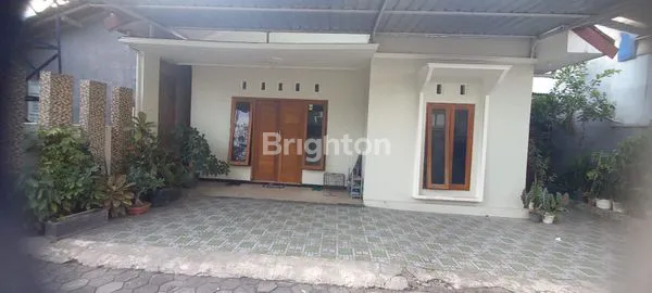image RUMAH DI MAGUWOHARJO DEPOK SLEMAN (1)
