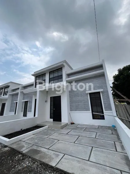 image RUMAH BARU 1LT (INDEN) DI TAMAN JIVVA KEBRAON, SURABAYA BARAT (4)