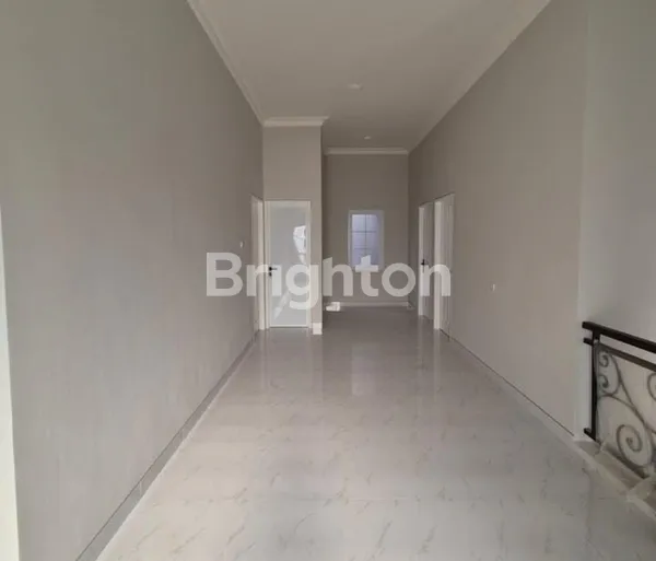 image 2M AN RUMAH BARU RENOVASI CLASSIC MODERN LEBAR 10 DHARMAHUSADA GALAXY ROYAL DEKAT GALAXY MALL, DELTA, KAMPUS UNAIR SURABAYA TIMUR (4)