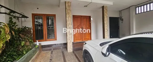 image DI JUAL RUMAH BESAR + GUDANG  3 LANTAI DI DEPOK - JAWA BARAT (2)