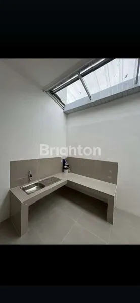 image DIJUAL RUMAH SIAP HUNI KOTA WISATA CIBUBUR (4)