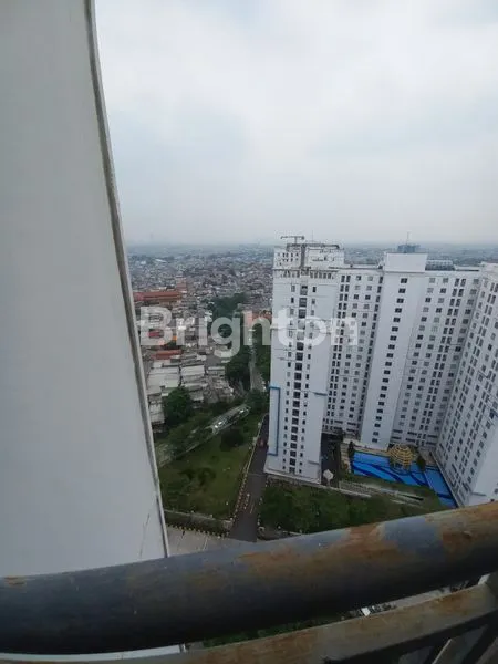 image APARTEMEN 2BR AWALNYA 3BR RUANGAN LUAS POSISI HOEK BASSURA CITY JAKARTA TIMUR (5)