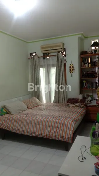 image RUMAH 2 LANTAI LUAS SIAP HUNI DI KRANGGAN PERMAI CIBUBUR JATISAMPURNA BEKASI (4)