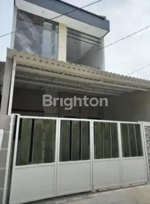 image RUMAH 2 LANTAI SIAP HUNI (1)