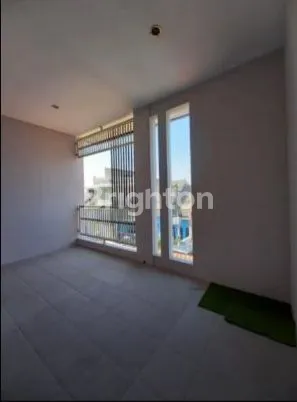 image RUMAH 2 LANTAI SIAP HUNI (3)