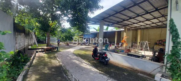 image RUMAH + DEPOT DI JENDRAL AHMAD YANI (7)