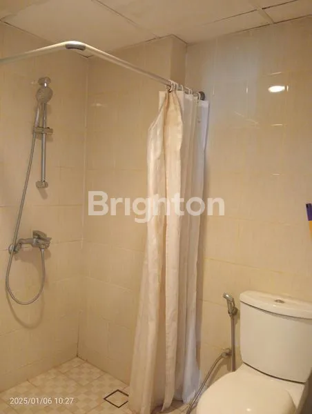 image APARTEMEN BERKELEY UC SURABAYA LANTAI 30 — 2 BEDROOM FURNISHED, VIEW CITY, SHM (8)