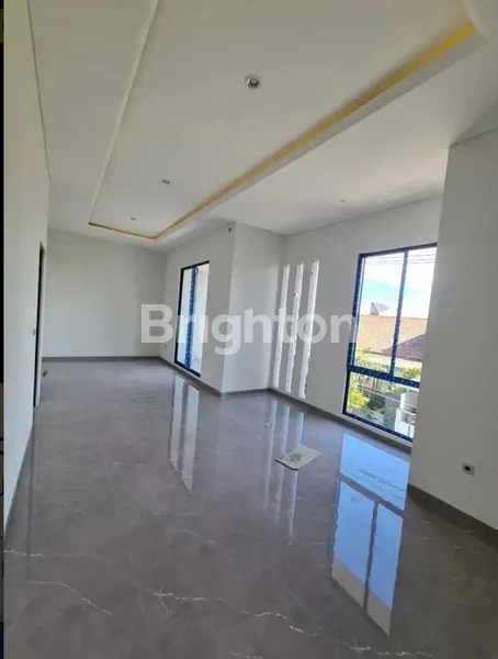 image RUMAH MANYAR KERTOADI BANGUNAN BARU GRESS LOKASI ELITE SURABAYA TIMUR (3)