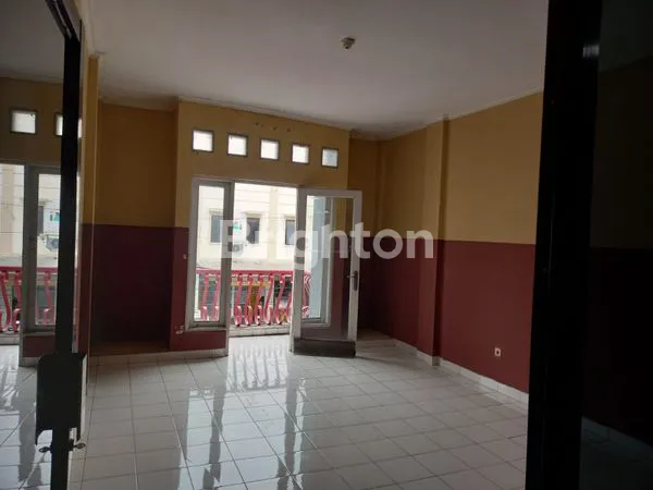 image RUKO KOMERSIL 2 LANTAI PEKAYON (5)