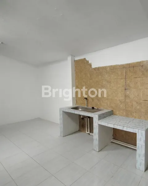 image RUMAH 1M'AN, DAERAH RUNGKUT, NRIWANA EKSEKUTIF, FULL BANGUNAN, (4)