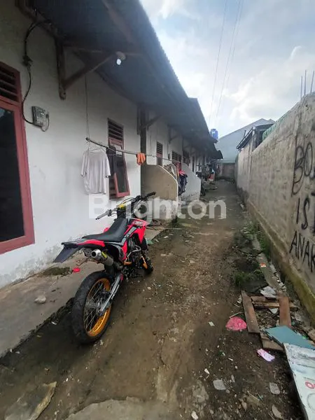 image RUMAH BESAR DAN 8 UNIT KOST KOST AN DAN GUDANG  LOKASI STRATEGIS ILIR TIMUR II SUMATERA SELATAN (7)
