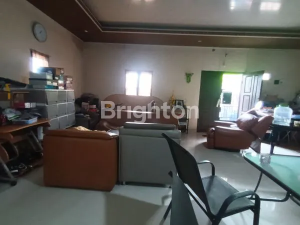 image RUMAH BESAR DAN 8 UNIT KOST KOST AN DAN GUDANG  LOKASI STRATEGIS ILIR TIMUR II SUMATERA SELATAN (2)