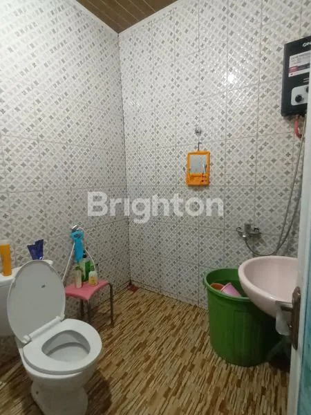 image RUMAH BESAR DAN 8 UNIT KOST KOST AN DAN GUDANG  LOKASI STRATEGIS ILIR TIMUR II SUMATERA SELATAN (5)