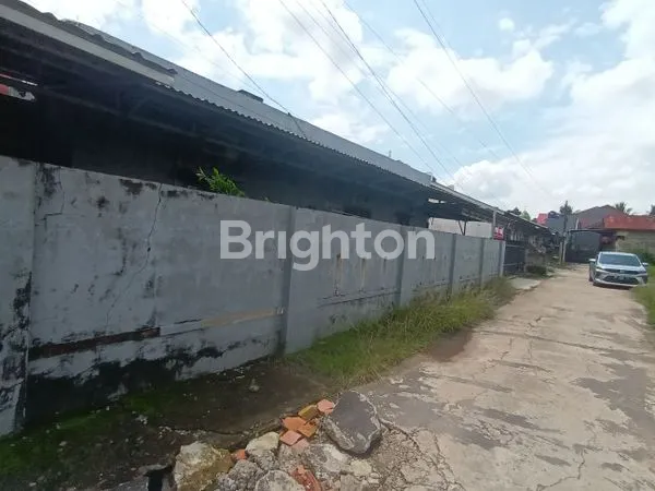 image RUMAH BESAR DAN 8 UNIT KOST KOST AN DAN GUDANG  LOKASI STRATEGIS ILIR TIMUR II SUMATERA SELATAN (8)
