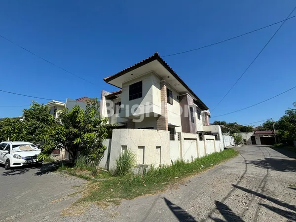 image 3.7M DIJUAL RUMAH HOOK MANYAR INDAH  (2)