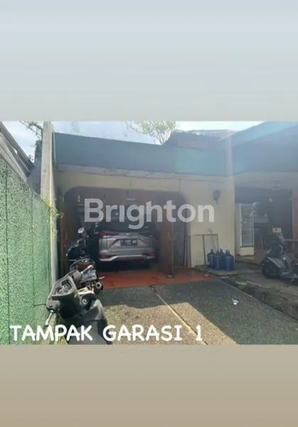 image RUMAH STRATEGIS DI TENGAH KOTA (2)