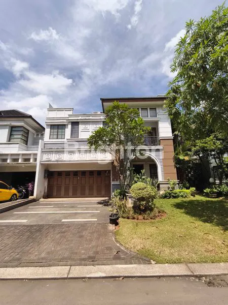 image RUMAH FULL FURNISH SIAP HUNI VERMONT BSD CITY TANGERANG  (1)