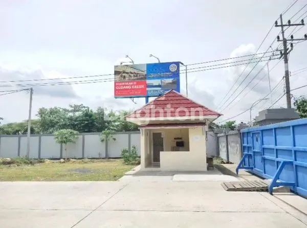 image GUDANG+ KANTOR 3 LANTAI AREA BENJENG CERME GRESIK (3)