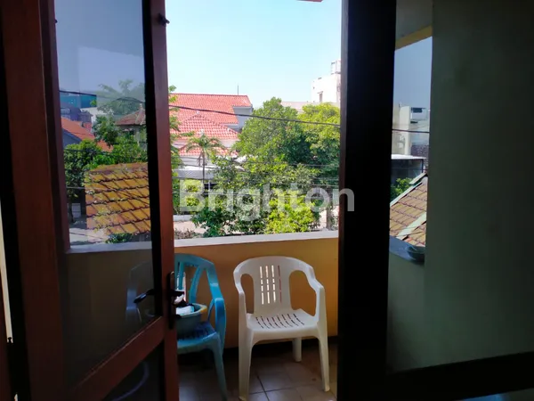 image RUMAH 2 LANTAI SIAP HUNI DI JALAN KEMBAR NGINDEN INTAN  (7)