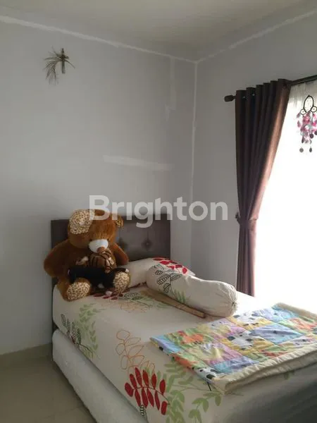 image HARGA DI BAWAH PASAR, RUMAH 2 LANTAI SIAP HUNI DI PERUMAHAN ROYAL TAJUR,PAKUAN,BOGOR SELATAN,JAWA BARAT (4)