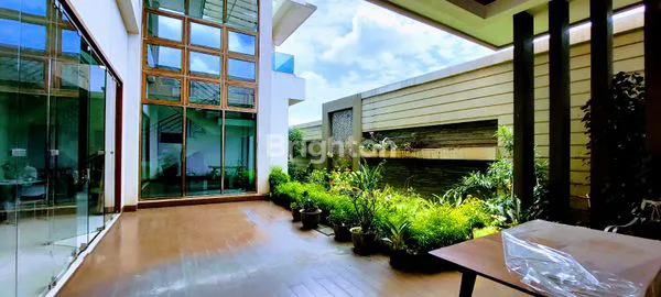 image RUMAH VILLA MEWAH JALAN KUTILANG MEDAN SUNGGAL (8)