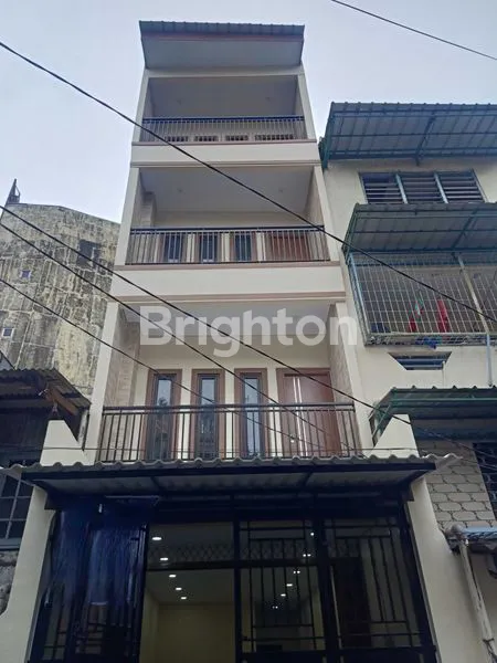 RUMAH BARU 4 LANTAI ALADDIN PENJARINGAN JAKARTA UTARA