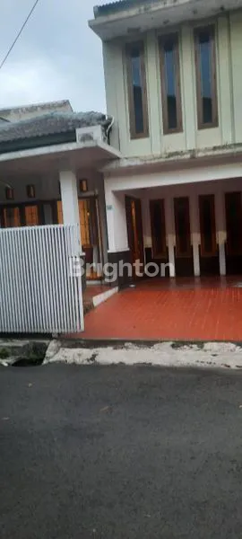 image RUMAH DI KOMPLEK PONDOK BAMBU (2)