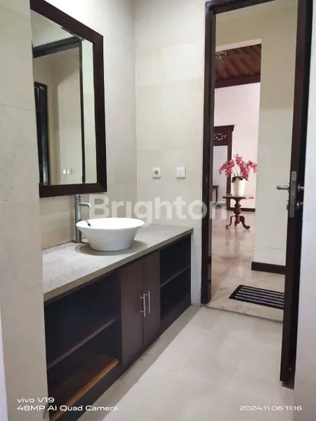 image VILLA NYAMAN TAMAN HIJAU, VIEW SAWAH  (2)