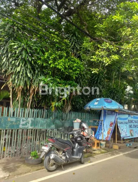 image TURUN HARGA RUMAH HITUNG TANAH DIKAWASAN STRATEGIS JAKARTA PUSAT HANYA 1 KM KE ISTANA NEGARA (2)