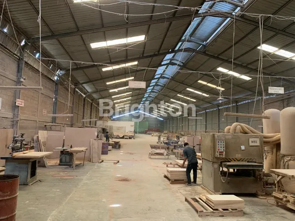 image GUDANG DI RAYA DOMAS MENGANTI GRESIK (2)