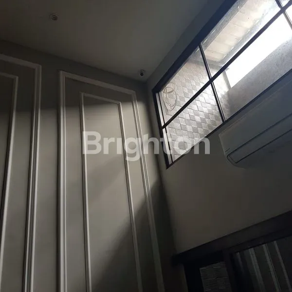 image RUMAH SIAP HUNI LOKASI RUNGKUT ASRI UTARADEKAT RAYA MERR, TOL TAMBAK SUMUR, BANDARA JUANDA (3)