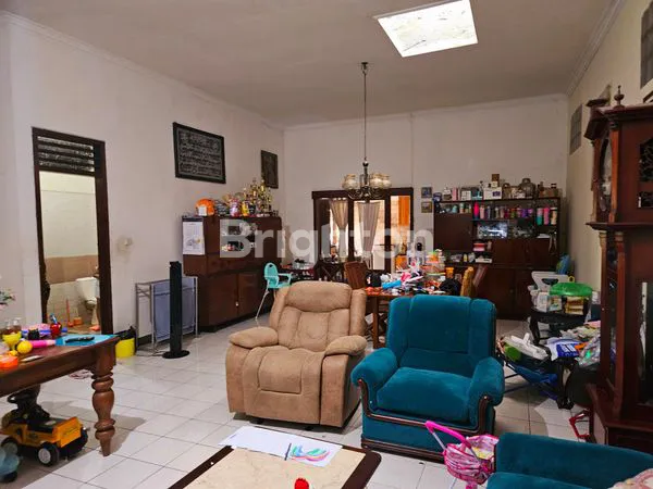 image NYAMAN HIJAU TENANG BEBAS BANJIR RUMAH LAMA TM. SEMERU (5)