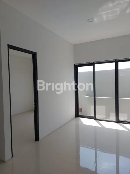 image SIAP HUNI RUMAH 2 LANTAI SATELIT UTARA !! (6)