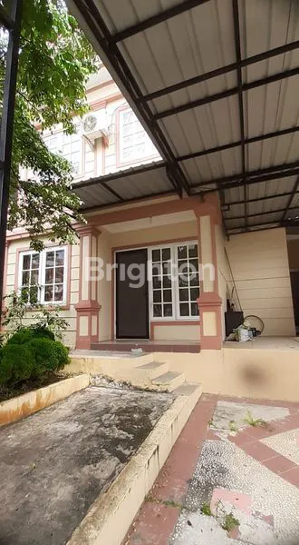 image RUMAH SEWA BALIKPAPAN BARU CLUSTER ORLANDO (1)