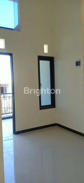 image RUMAH BARU MODERN 2 LANTAI DI MEDOKAN AYU (6)