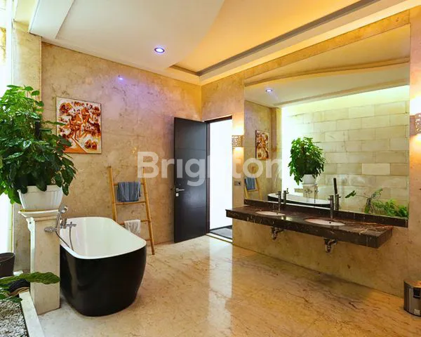 image VILLA MODERN NYAMAN DAN TENANG  (3)