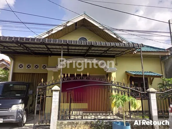 RUMAH BULATAN DI PANAM, PEKANBARU