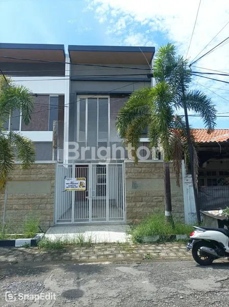 image RUMAH BARU GRESS 2 LT MINIMALIS ONE GATE MEDOKAN RUNGKUT (1)