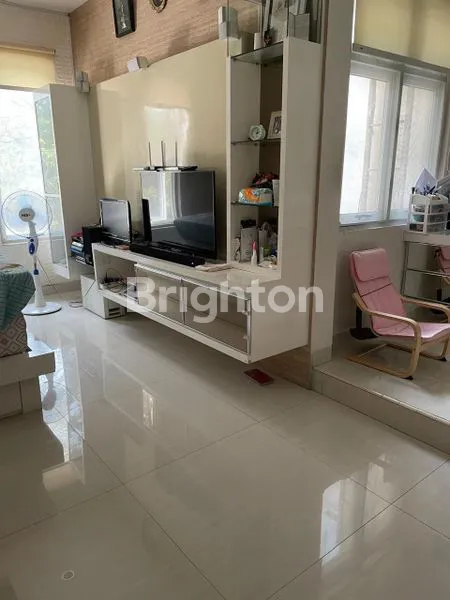 image RUMAH CASA JARDIN CLUSTER FAVORITE FURNISHED (3)