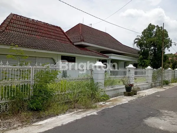 image RUMAH DI JL APEL JAJAR (4)