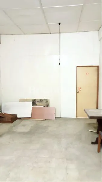 image HARGA UNDER MARKET! RUKO DENGAN PANJANG 20 METER ,LOKASI STRATEGIS- INTI KOTA JALAN SUTRISNO  (4)