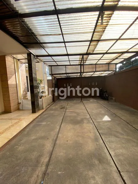 image RUMAH DUA LANTAI SETRA INDAH BANDUNG UTARA (5)