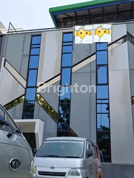 RUKO GANDENG 3 LANTAI, TAMAN VILLA BARU, PEKAYON BEKASI