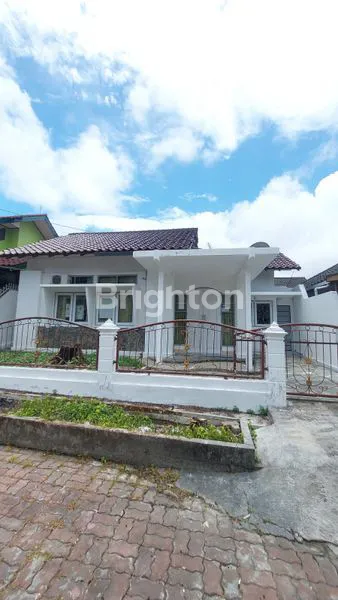image RUMAH FULLY FURNISHED DI BUKIT DAMAI INDAH (BDI) BALIKPAPAN (1)