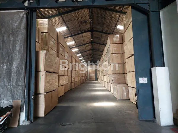 image GUDANG SIAP HUNI LOKASI SANGAT STRATEGIS (3)