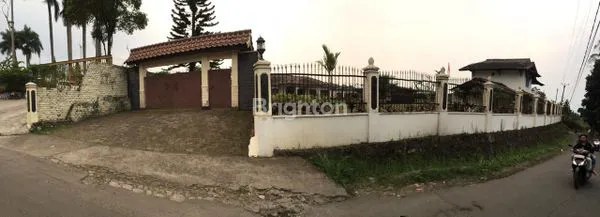 image DIJUAL VILLA MEWAH  (1)